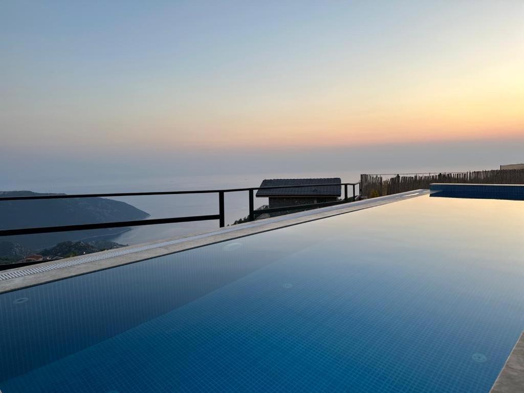 Alinca Infinity Villa Karaagac  Luaran gambar